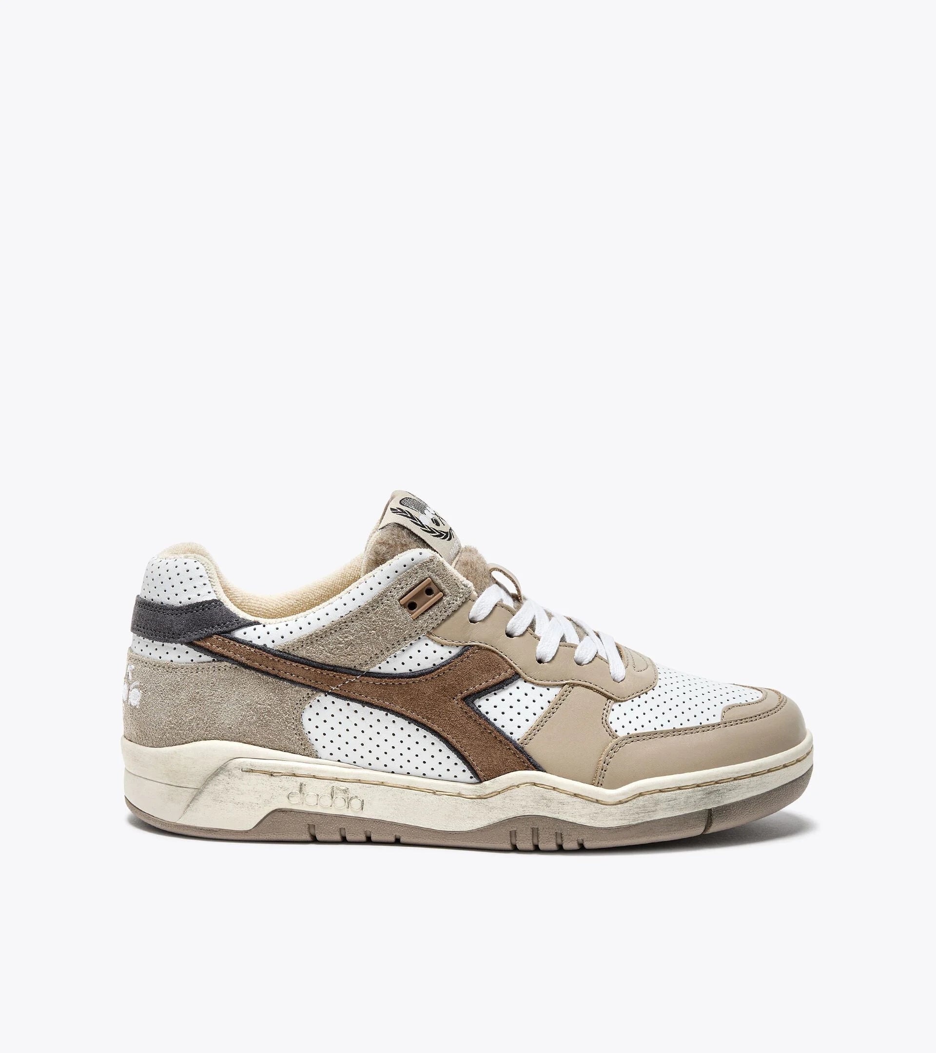 B.560 TORINO ITALIA - UNISEX - ベージュ – Diadora・Valsport B.560 TORINO ITALIA - UNISEX - ベージュ – Diadora・Valsport