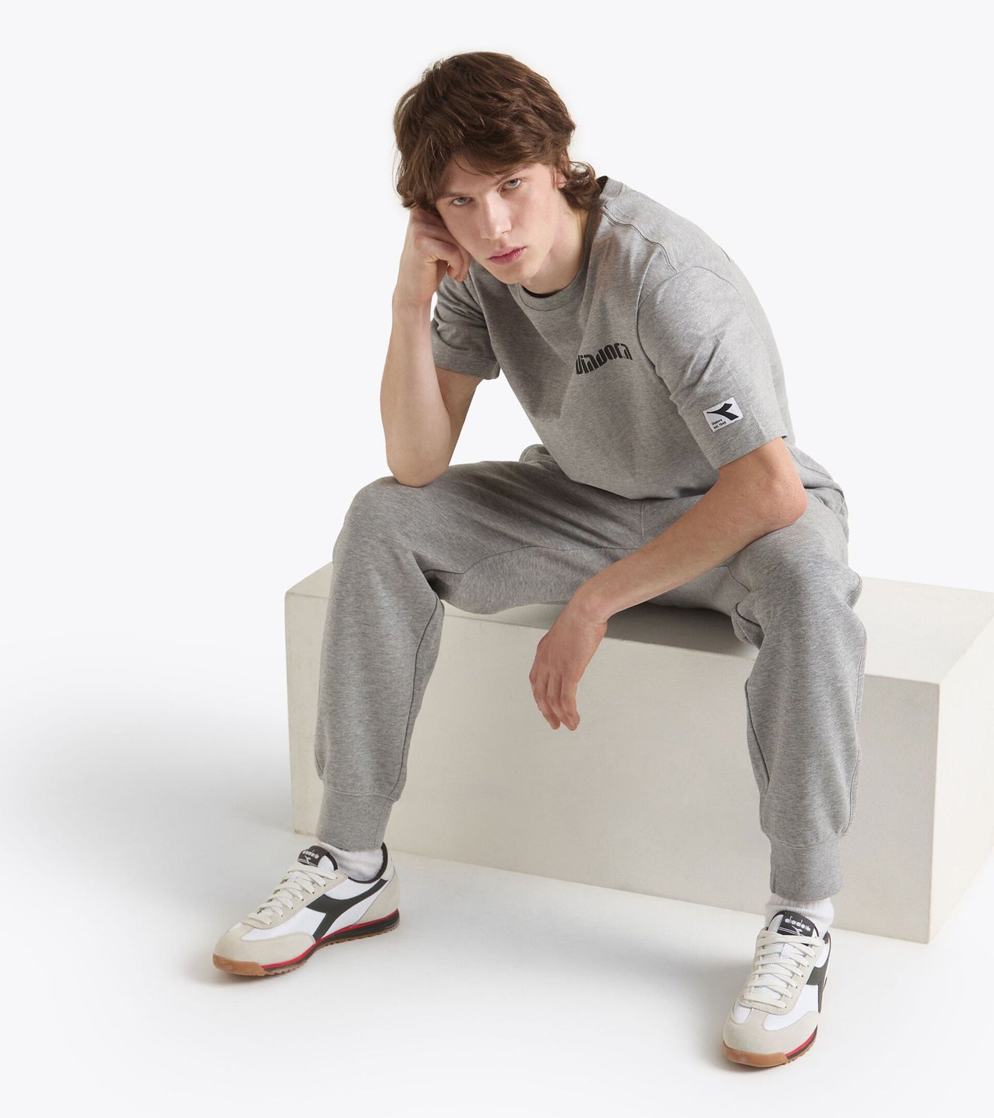 【Pre Order】Diadora アパレル PANTS ATHL. LOGO パンツ - UNISEX - グレー