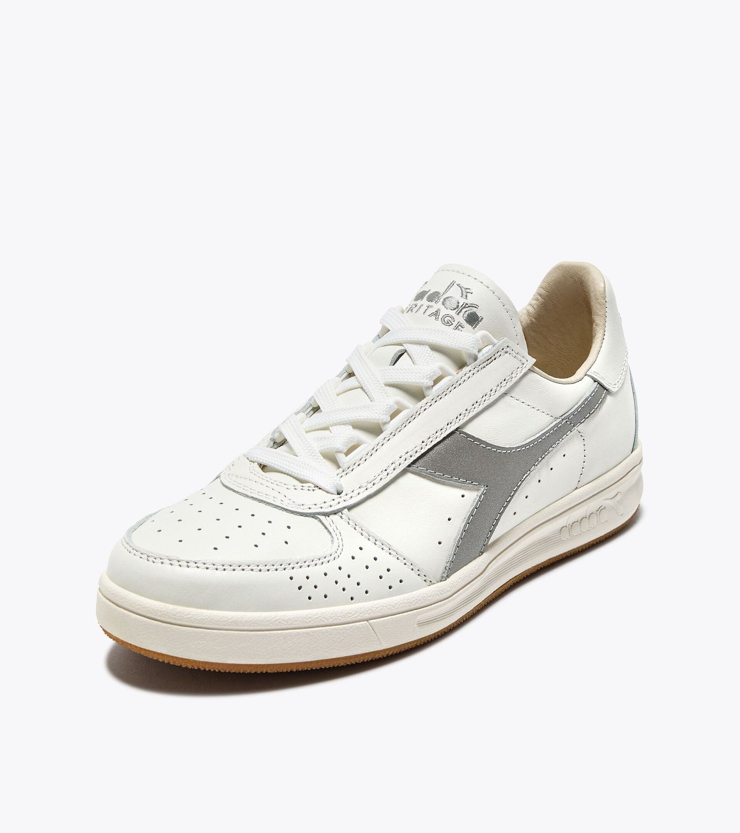B.ELITE '84 - UNISEX - ホワイト/シルバー