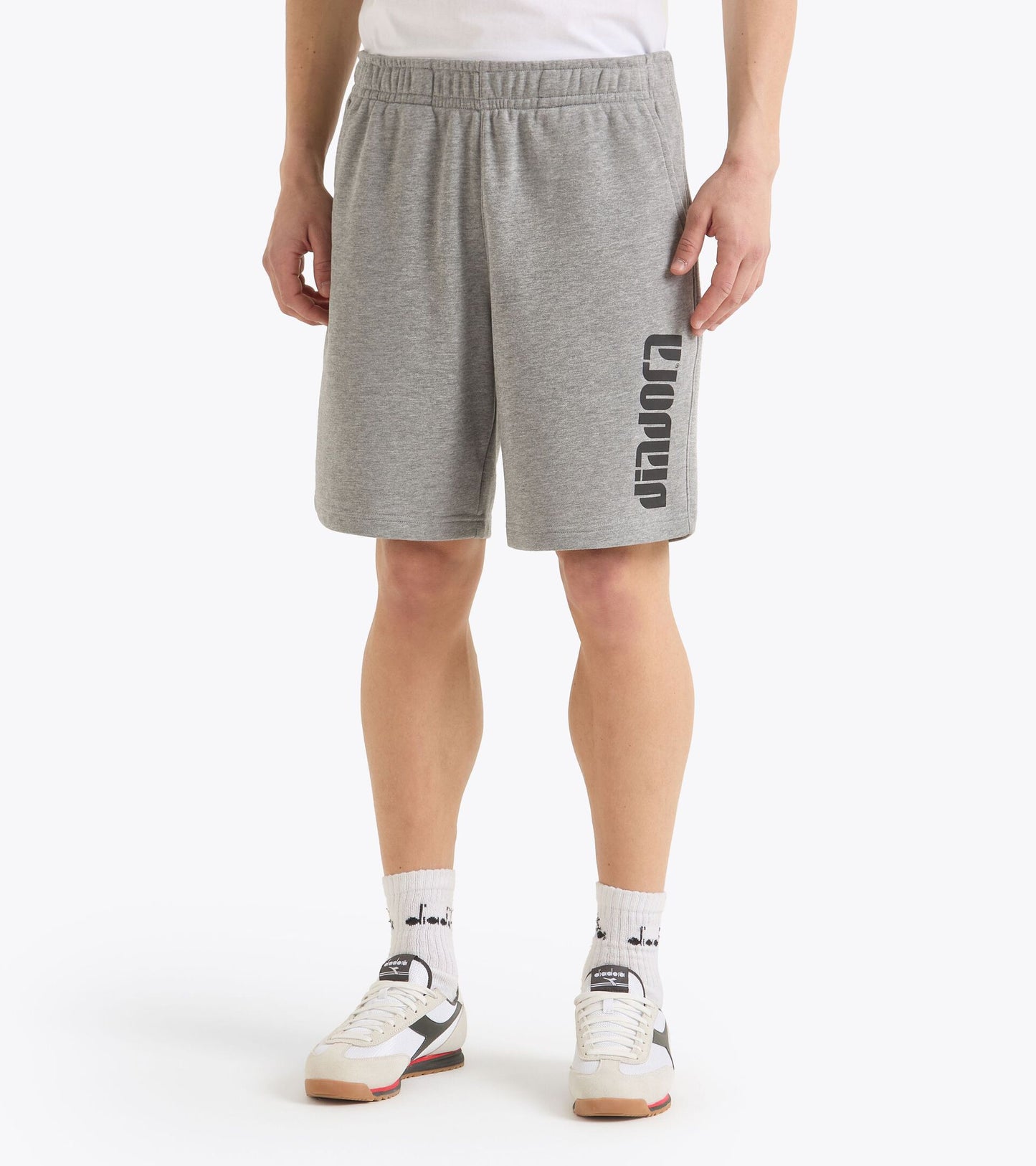 Diadora アパレル BERMUDA ATHL. LOGO ショートパンツ - UNISEX - グレー