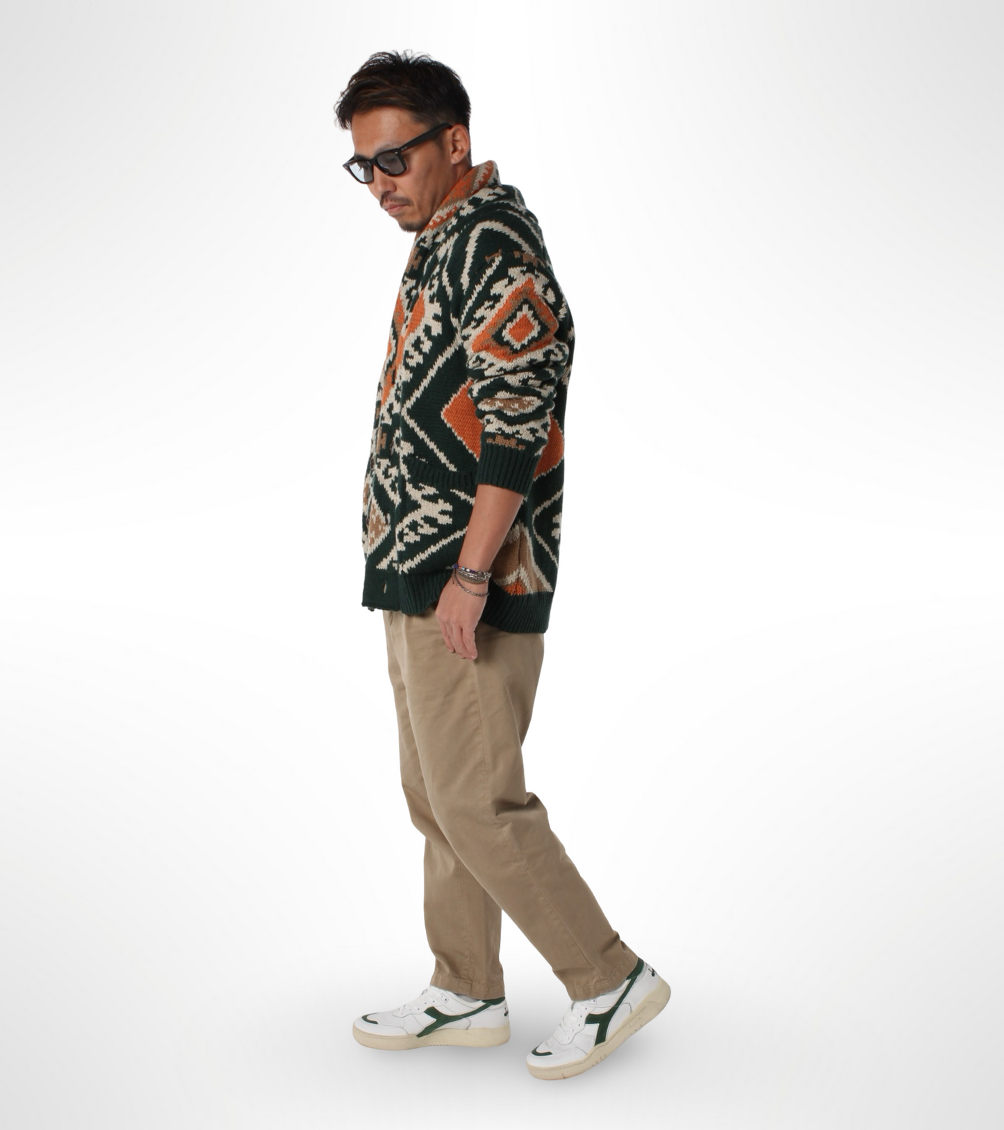 B.560 USED - UNISEX - ホワイト