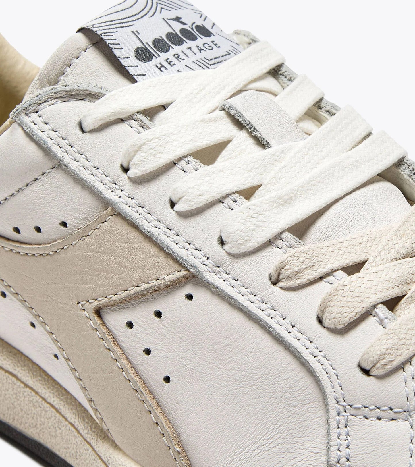 【Pre Order】PRESTIGE USED - UNISEX - ホワイト