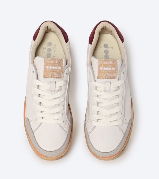 PRESTIGE PLAIN USED - ホワイト/レッド
