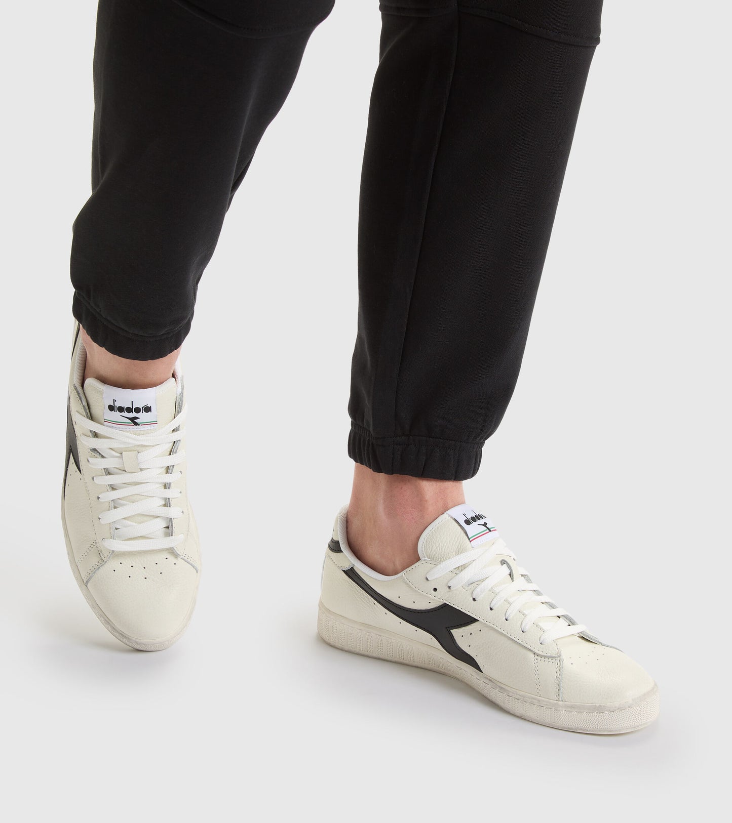 Diadora Sportswear Collection GAME L LOW WAXED｜ディアドラ スニーカー ホワイト ブラック レディース