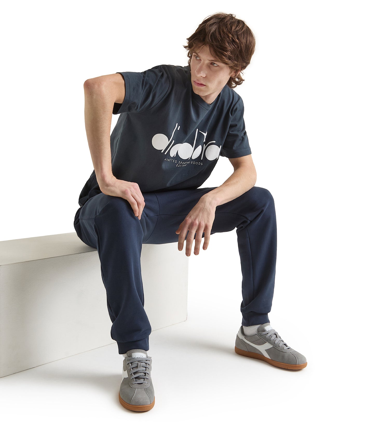 Diadora Sportswear Collection TOKYO｜ディアドラ スニーカー グレー メンズ
