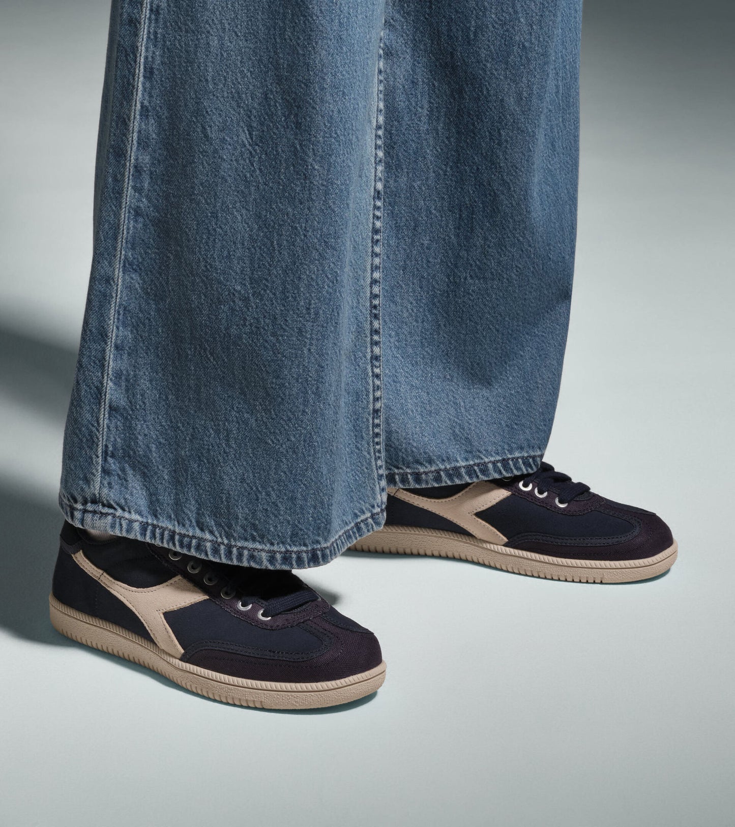 Diadora Sportswear Collection TRAINER SUEDE｜ディアドラ スニーカー ネイビー メンズ レディース