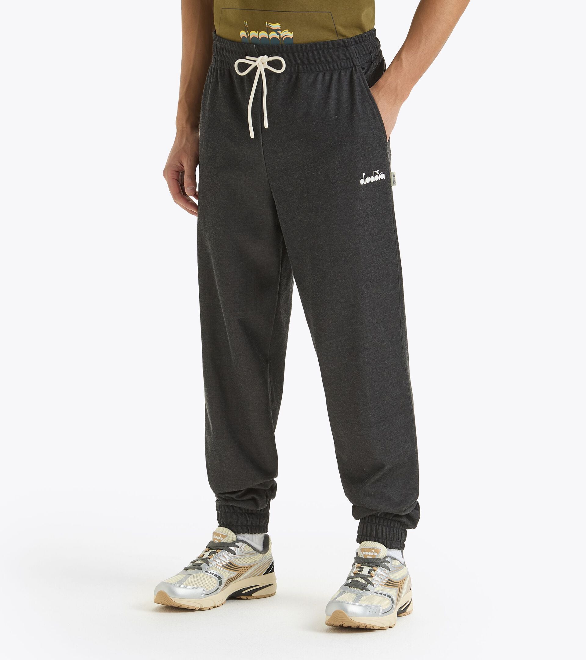 Diadora アパレル TRACK PANTS 80S パンツ - UNISEX - ブラック