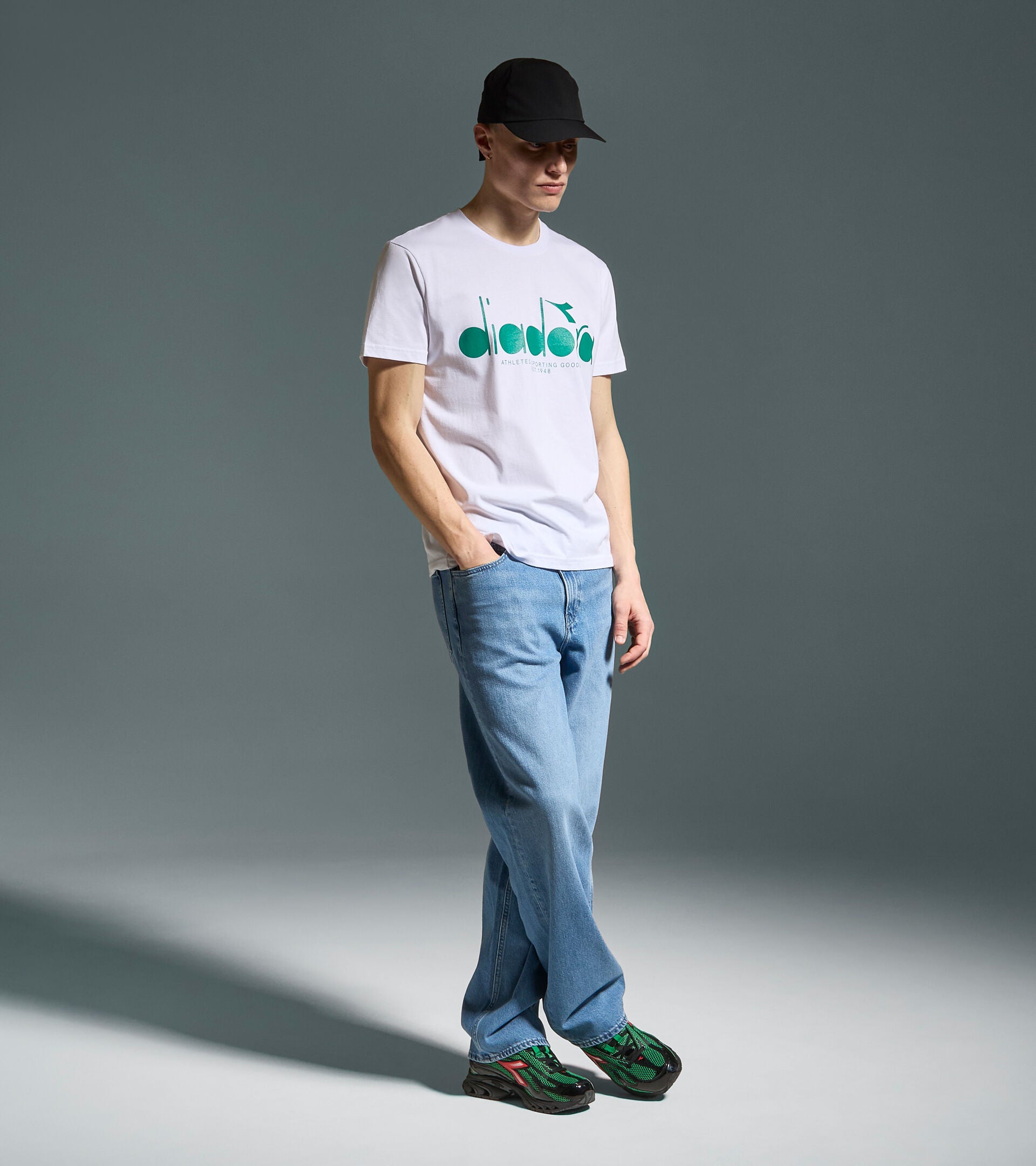 Diadora アパレル T-SHIRT SS LOGO Tシャツ - UNISEX - ホワイト/グリーン