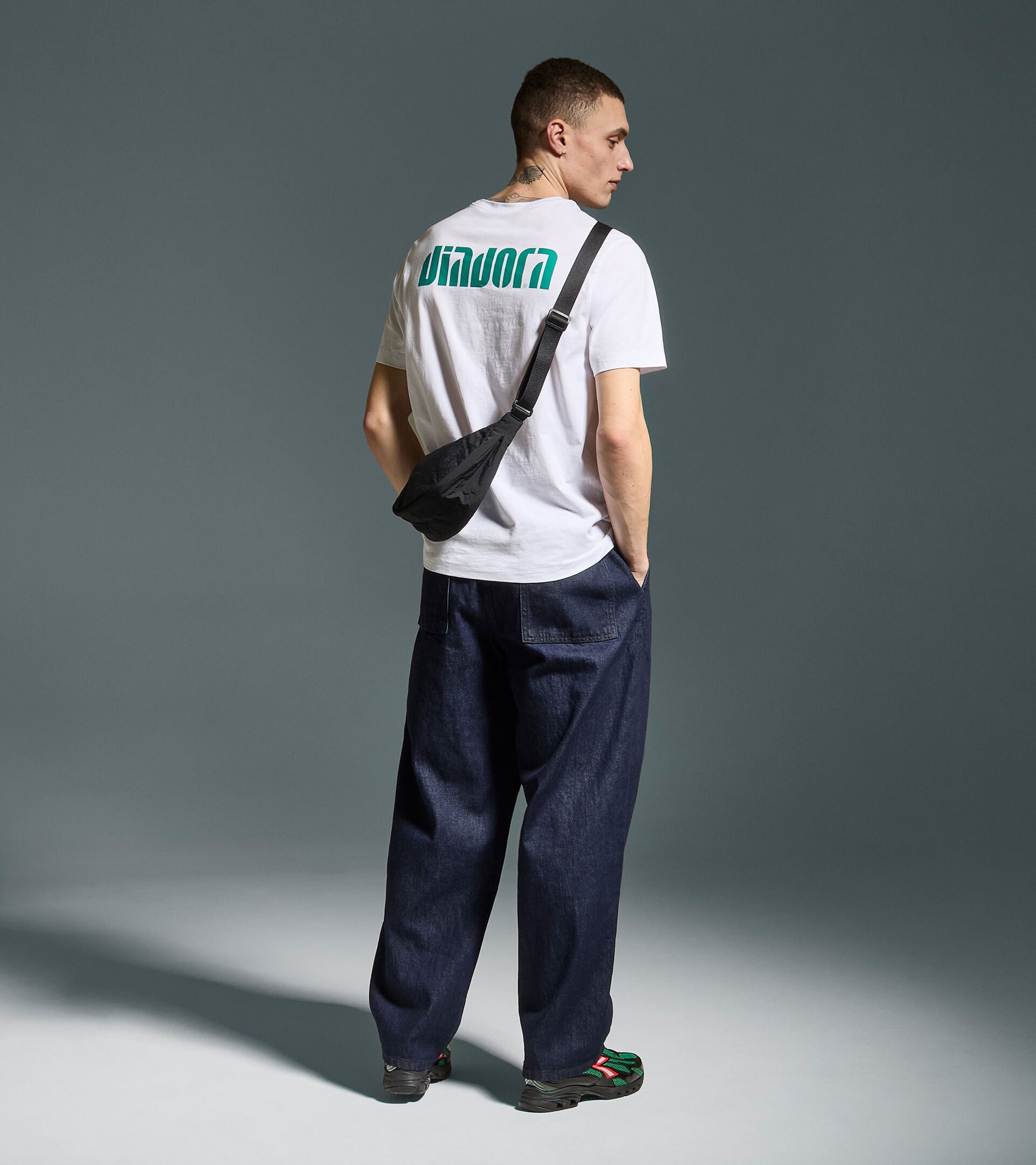 Diadora アパレル T-SHIRT SS ATHL. LOGO SL Tシャツ - UNISEX - ホワイト/グリーン