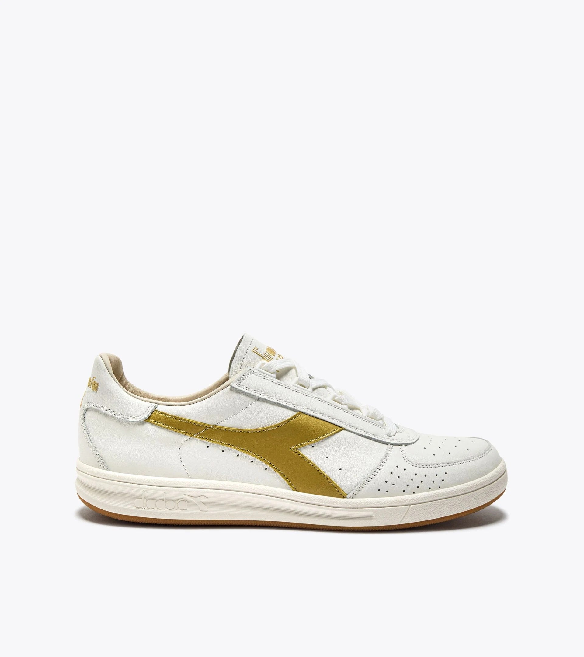 Diadora | BRAND – Diadora・Valsport 公式通販 チンクエ