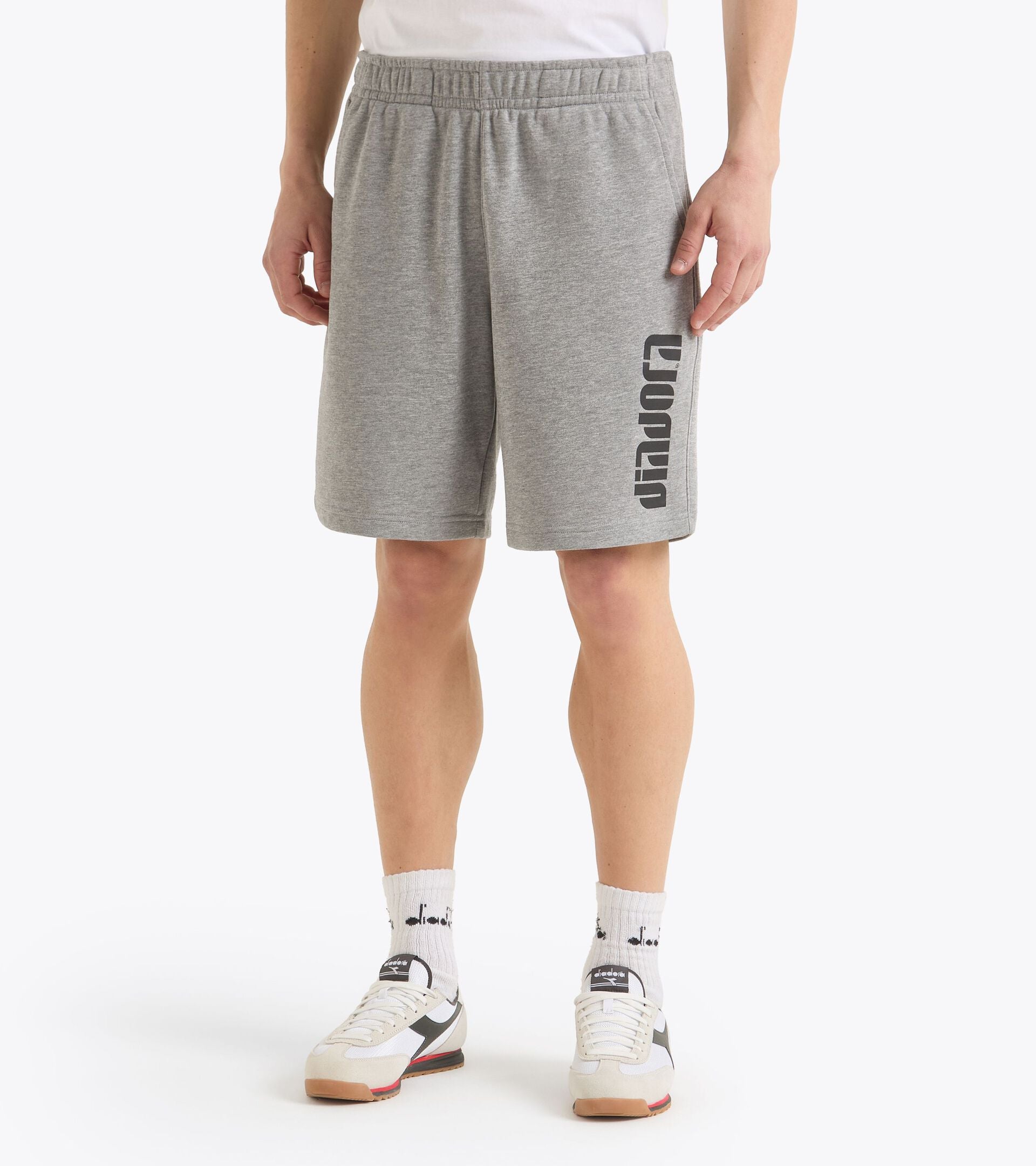 Diadora アパレル BERMUDA ATHL. LOGO ショートパンツ - UNISEX - グレー