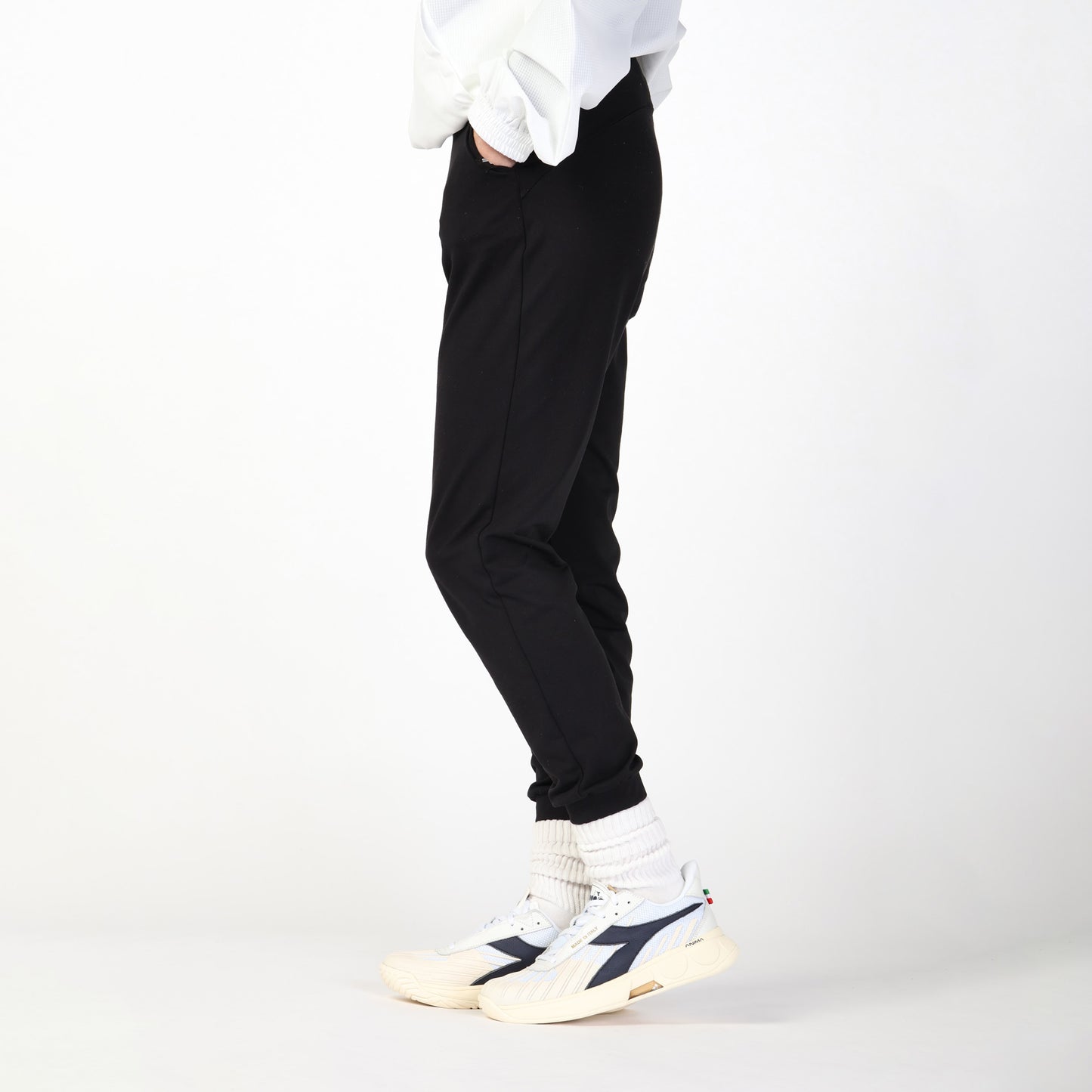 B. ELITE STAR - MEN - ホワイト