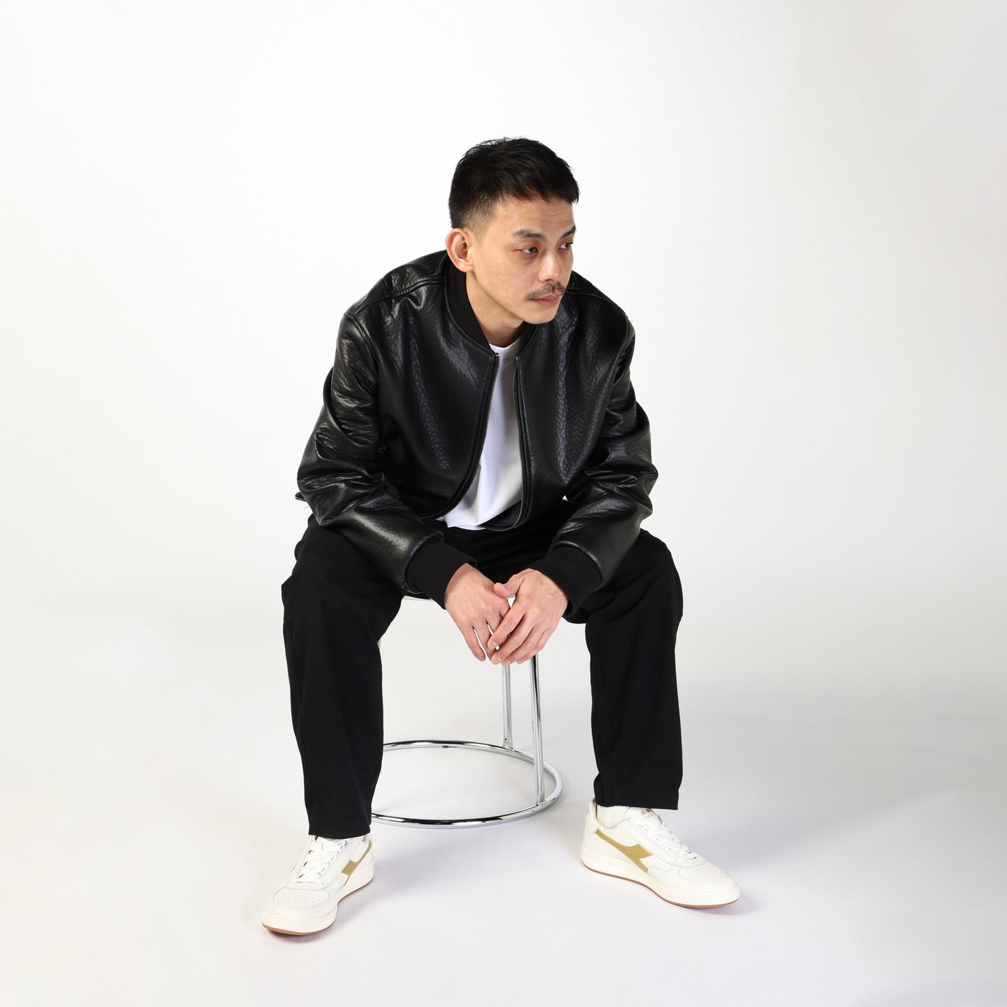 B.ELITE '84 - UNISEX - ホワイト/ゴールド