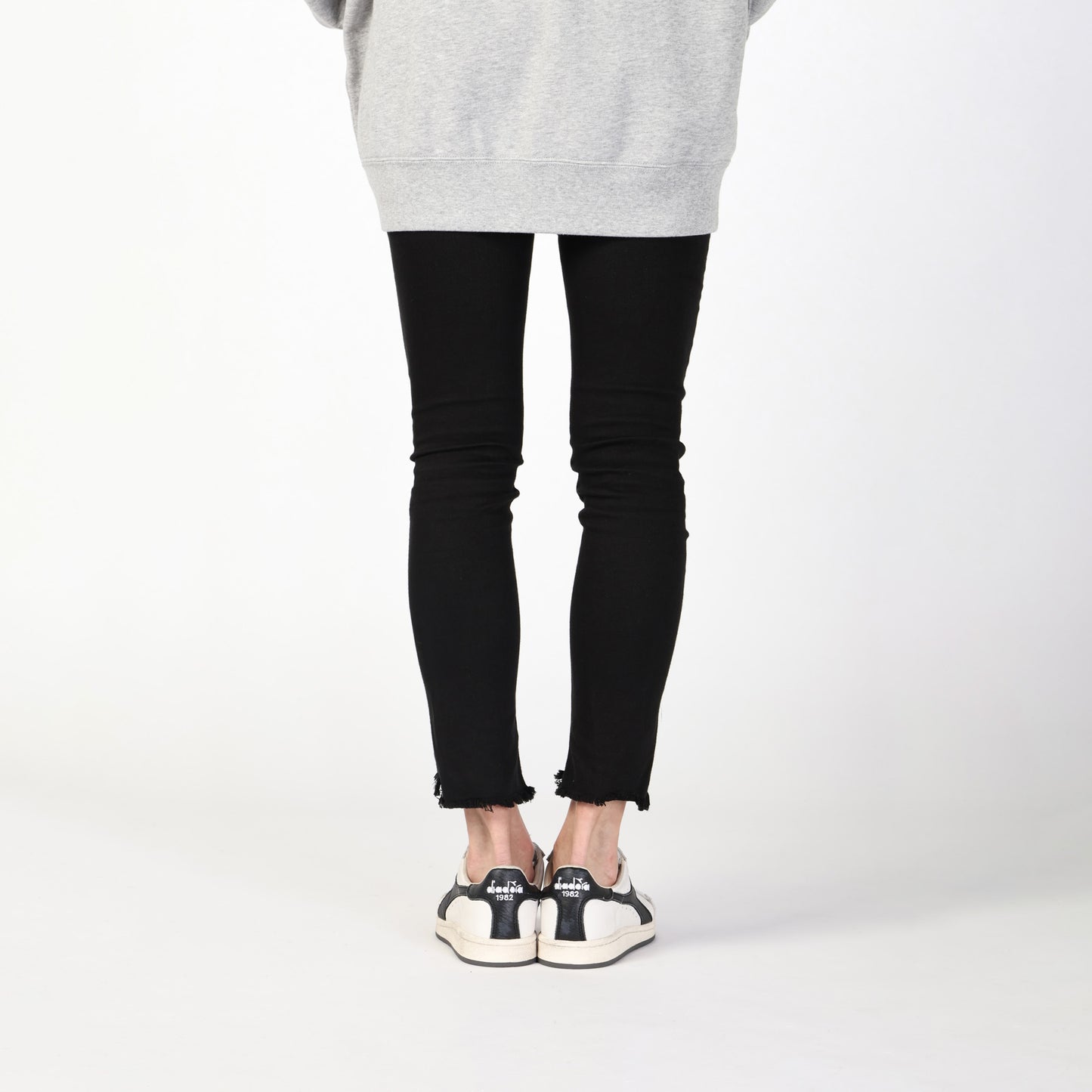 PRESTIGE USED - UNISEX - ホワイト/ブラック