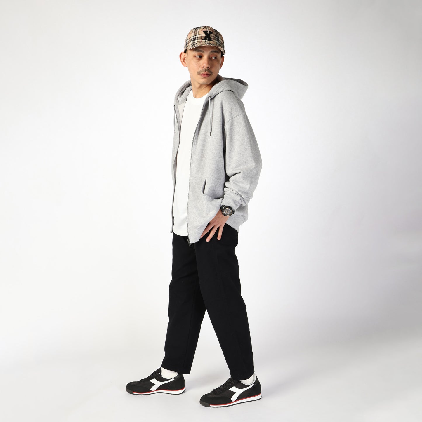 CROSS - UNISEX - ブラック/ホワイト