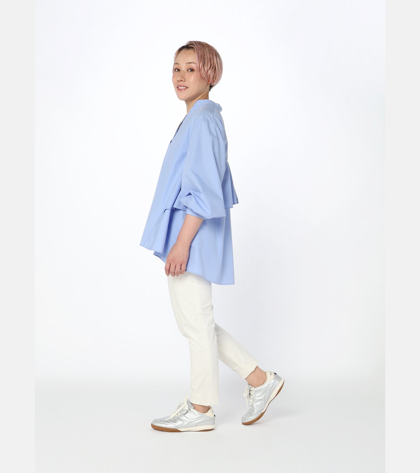 Diadora Sportswear Collection GOLD INDOOR METALLIC｜ディアドラ スニーカー シルバー メンズ レディース