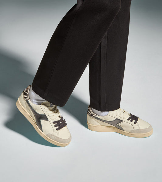 【Pre Order】PRESTIGE SAFARI WN - WOMEN - ホワイト/シルバー