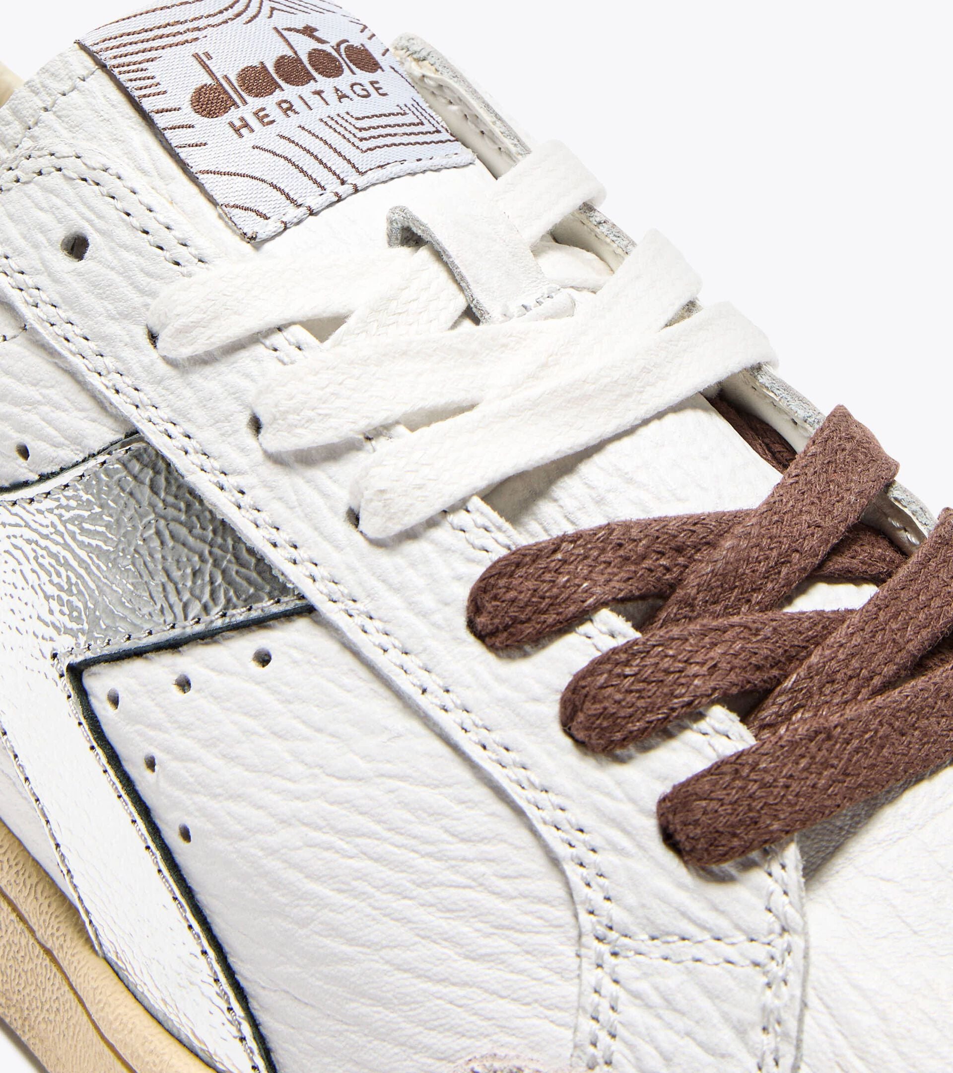 PRESTIGE SAFARI WN - WOMEN - ホワイト/ブラウン