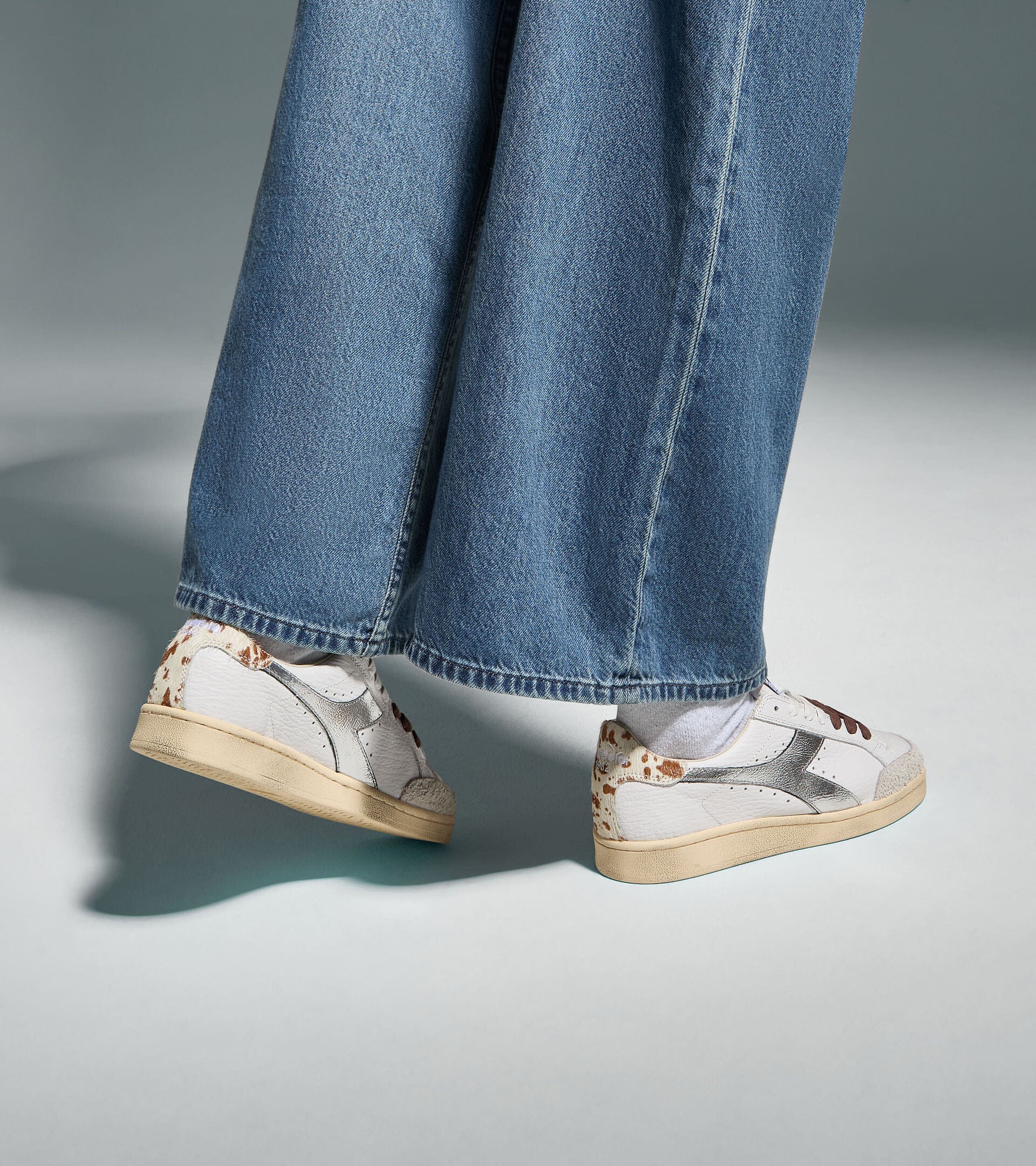 PRESTIGE SAFARI WN - WOMEN - ホワイト/ブラウン