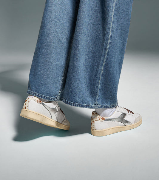【Pre Order】PRESTIGE SAFARI WN - WOMEN - ホワイト/ブラウン