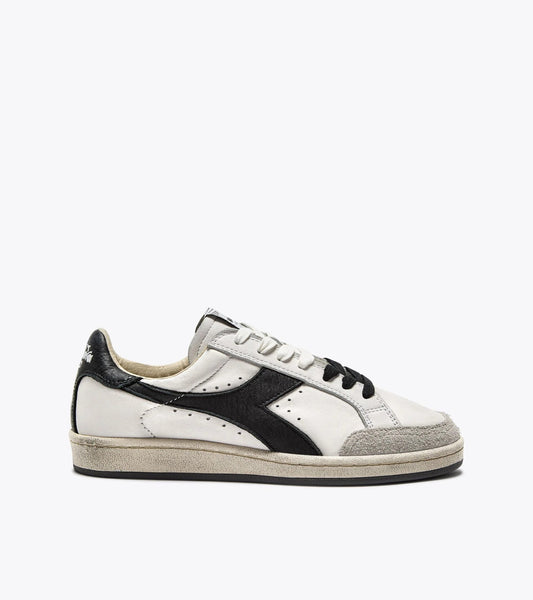 PRESTIGE USED - UNISEX - ホワイト/ブラック – Diadora・Valsport