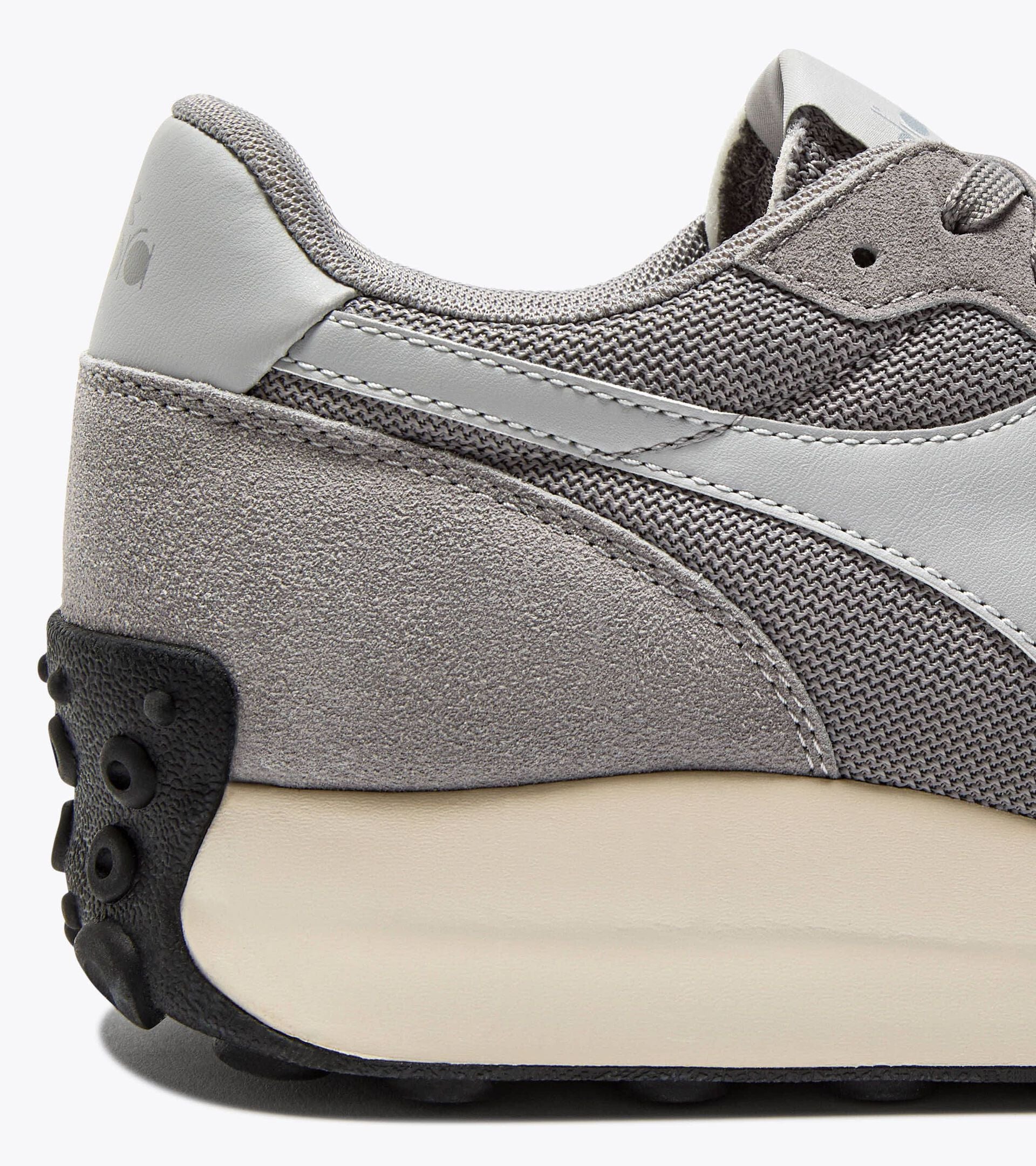 【Pre Order】RACE NY - WOMENS - グレー