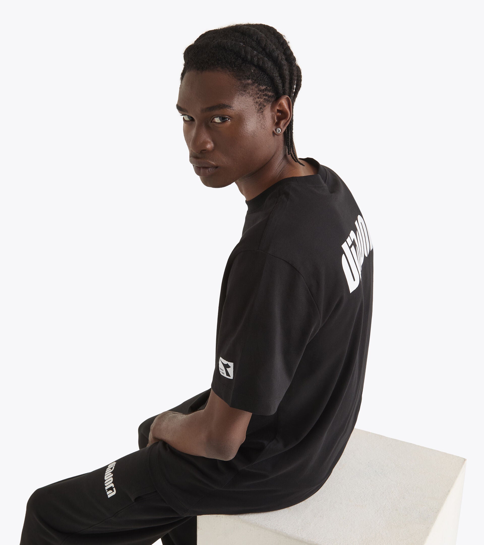 Diadora アパレル T-SHIRT SS ATHL. LOGO SL Tシャツ - UNISEX - ブラック